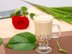 剛開(kāi)的香夏茶加盟店應(yīng)該如何做呢?