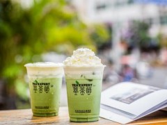 萃茶師加盟店如何經(jīng)營才能吸引如此多的消費者