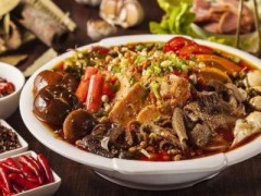 老城私房冒菜值得加盟！人人都愛吃的風(fēng)味小吃！