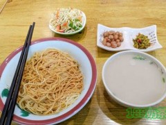 南京燉小白魚湯面加盟費(fèi)多少？燉小白魚湯面加盟多久回本？