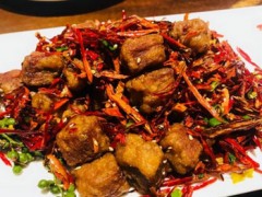 開(kāi)家主題餐廳要花多少錢(qián)？憶巷獨(dú)家記憶主題餐廳怎么樣？