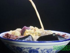 重慶八阿嫲燒仙草加盟貴嗎？幾年能收回成本？