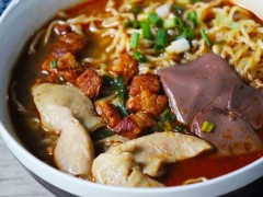 南門(mén)口腸旺面好吃嗎？南門(mén)口腸旺面加盟費(fèi)貴不貴？