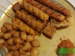泡泡杏仁豆炸串怎么樣?火爆廈門店的老字號(hào)小吃店