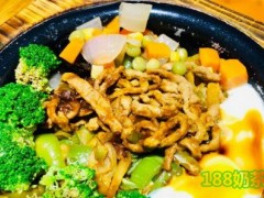 三只小蝦煲仔飯加盟