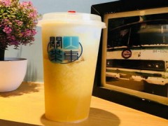 開家關人茶事奶茶店賺錢嗎？一年凈賺15萬！