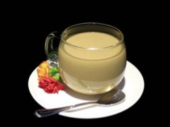 大茶杯奶茶店加盟怎么樣？大學(xué)生開大茶杯奶茶店月入上萬！