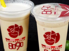 8090奶茶加盟店如何吸引顧客？四點(diǎn)要素要謹(jǐn)記！
