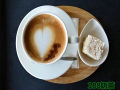 愛味奶茶加盟費(fèi)用是多少？開一家愛味奶茶一年大概需要多少投入？