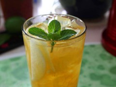 選擇奶茶行業(yè)好不好？現(xiàn)在開奶茶店還能掙錢嗎？