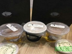 Friday星期五奶茶加盟