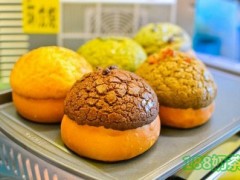 菠蘿娃兒與青蛙姥姥加盟