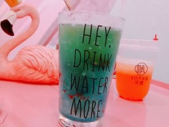 茶癮奶茶加盟