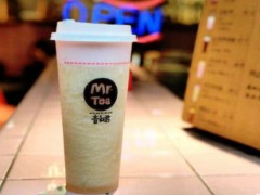 壹杯君奶茶加盟