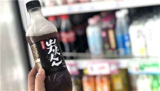 農(nóng)夫山泉四度試水碳酸飲料，棄茶投咖啡