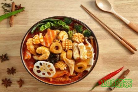 越鴻麻辣燙加盟
