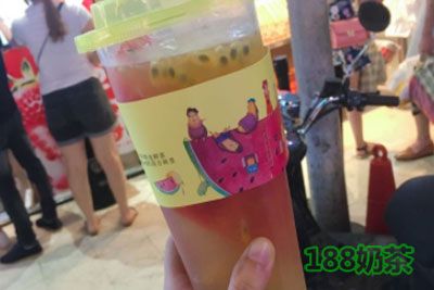 鮮太檬奶茶是加盟品牌嗎?火爆項(xiàng)目不要錯(cuò)過(guò)
