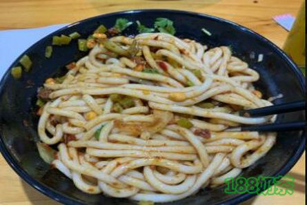 揚州疆小粉加盟費多少？技術(shù)易學(xué)0經(jīng)驗開店【表】