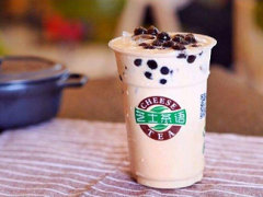 怎樣選擇適合自己的奶茶加盟品牌？芝士茶語加盟如何？
