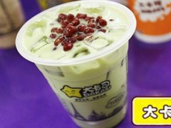 奶茶加盟哪個(gè)好？現(xiàn)在加盟大卡司奶茶晚嗎？