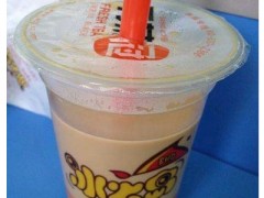 怎么樣才能讓冰火島奶茶加盟店吸引消費(fèi)者的注意力？
