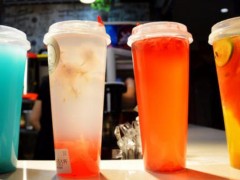 來往甜胚子奶茶加盟