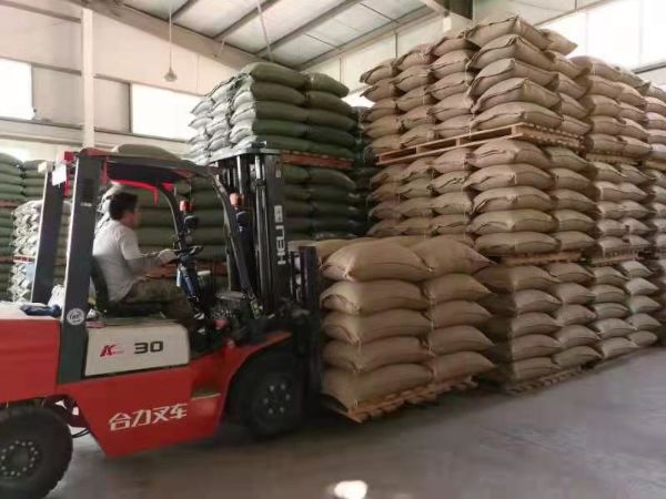 正在給客戶做脫殼加工的代工廠 3