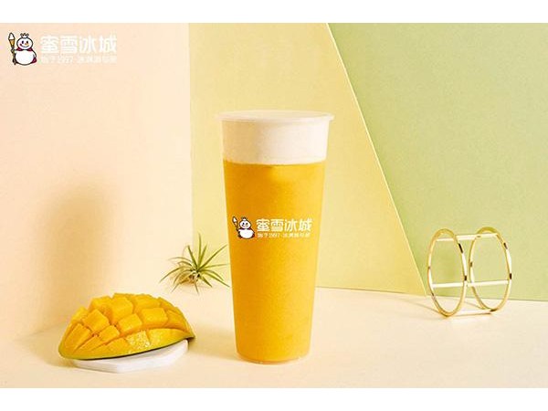 蜜雪冰城真的掙錢嗎，一年四季賺錢