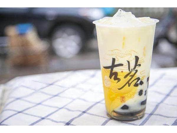 古茗奶茶加盟一家店好加盟嗎，預(yù)估店內(nèi)收益情況分析
