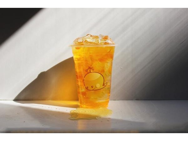 瀾泊灣奶茶官網(wǎng)招商熱線，單店加盟僅需元