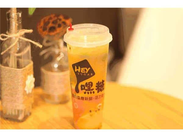 嘿糖奶茶的加盟條件，做到的可開店開展經(jīng)營