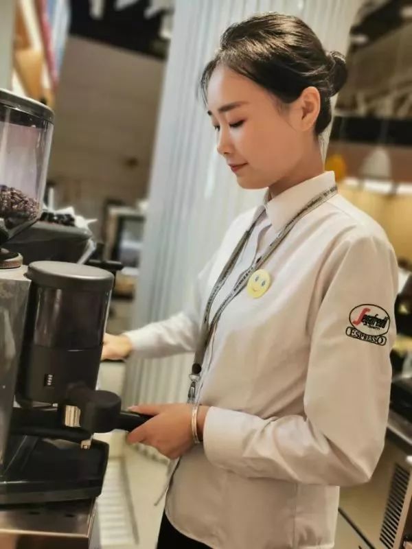 https://image.ipaiban.com/upload-ueditor-image-20190917-1568716958004025305.jpg