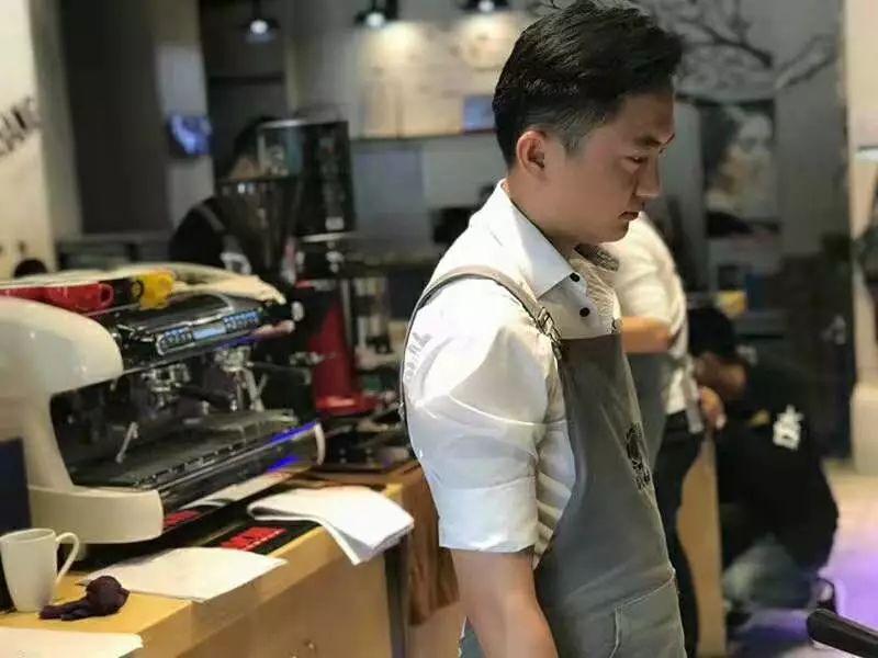 https://image.ipaiban.com/upload-ueditor-image-20190917-1568716553462081277.jpg