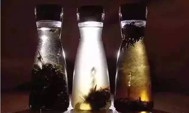 茶也可以這樣喝？力薦三款夏季經(jīng)典冷泡茶~
