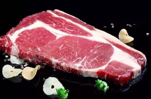 電視臺(tái)稱牛排用“膠水”粘起來，行業(yè)協(xié)會(huì)發(fā)嚴(yán)正聲明