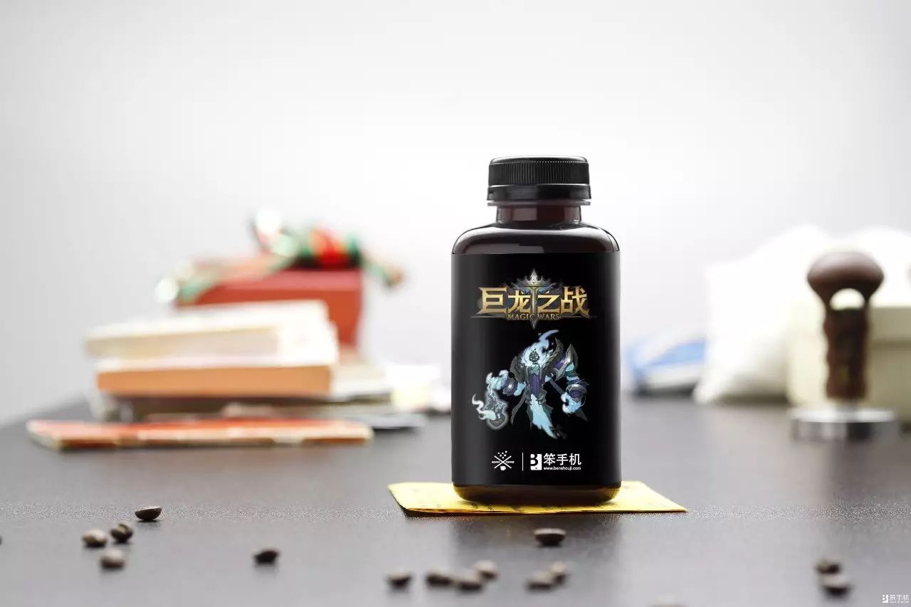 Never Coffee上演“血路求生”：線上復(fù)購率狂跌，轉(zhuǎn)戰(zhàn)便利店與星巴克“貼身肉搏”