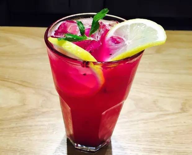 “快報(bào)杯”參賽選手作品賞析