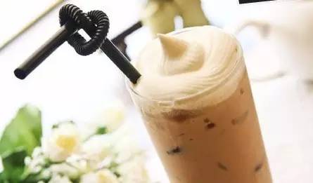夏天到了，你是怎么批量制作冰凍奶茶的？