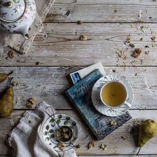 光線亮的奶茶店生意就一定好？一根小小燈管決定成?。? title=