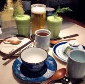 新茶飲挺進(jìn)餐廳上演“絕殺技”  利潤(rùn)占比半壁江山