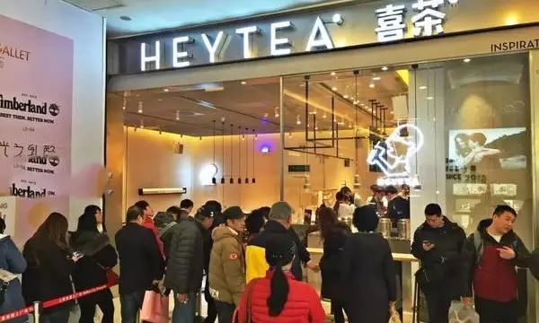 冷思考：為一杯茶飲排隊超過三小時的他們，還會再等下一杯嗎？