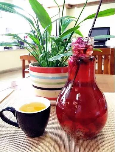 “快報(bào)杯”參賽選手作品賞析