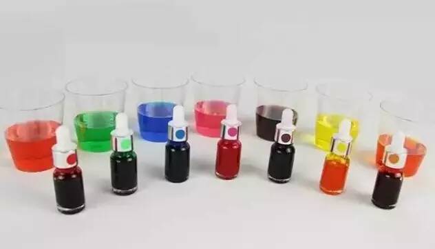 現(xiàn)調(diào)飲品如何科學(xué)使用色素？