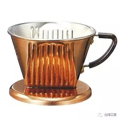 手沖課堂：梯形三孔滴濾杯沖煮指南