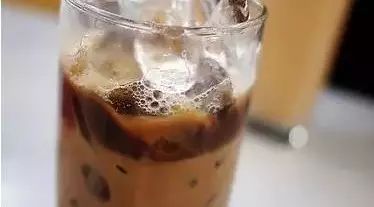 你還敢喝越南咖啡！說不定那是老板娘的”洗腳水“！