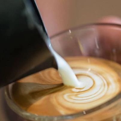 flat white |  星巴克叫「馥芮白 」, COSTA 叫「醇藝白 」