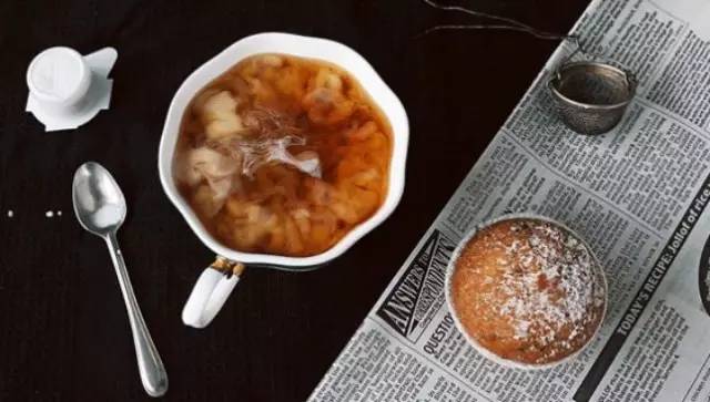 牛奶和茶一起喝會結石？奶茶哭暈在廁所