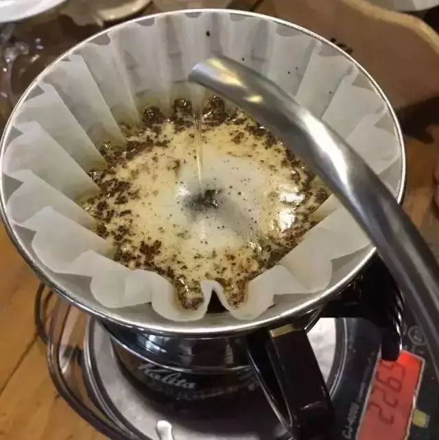 器具分享：【Kalita Wave Dripper】蛋糕杯