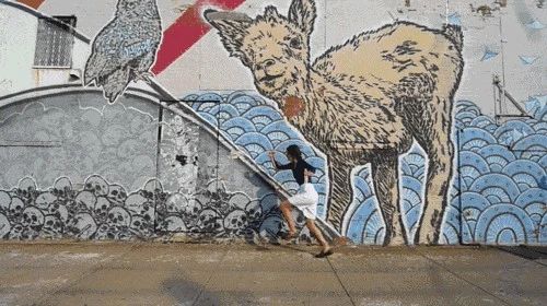 喂？醫(yī)生嗎，我得了抑郁癥！快滾回去喝你的咖啡！