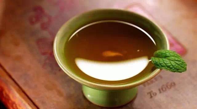 以酒入茶，以茶入咖啡，跨界融合顛覆創(chuàng)意